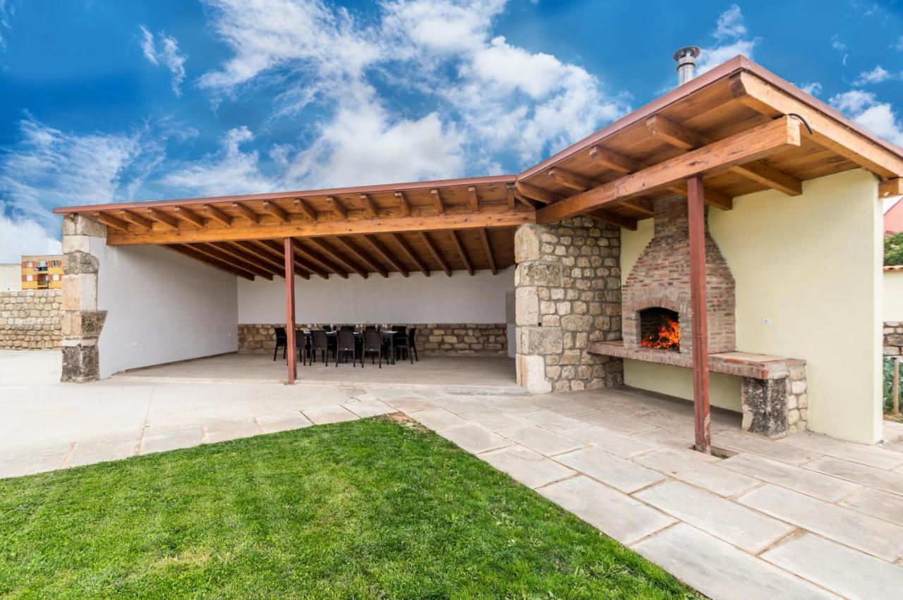 Vila Fidalsa Rest Station Villadiego Exteriér fotografie